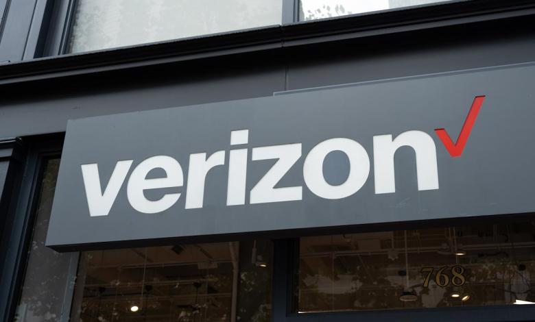 Voice and data services down for many customers Voice and data services down for many customers