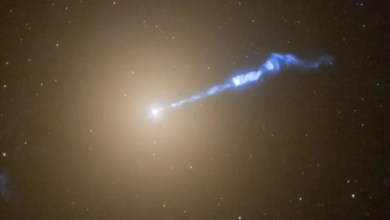 Astronomers watch 1st black hole ever imaged launch a 3,000‑light‑year‑long cosmic jet from its glowing ‘shadow’ Astronomers watch 1st black hole ever imaged launch a 3,000‑light‑year‑long cosmic jet from its glowing ‘shadow’