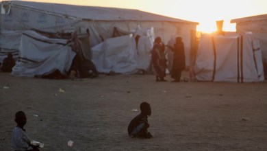 Waves of Sudanese families flee expanding war, arrive in impoverished Chad Waves of Sudanese families flee expanding war, arrive in impoverished Chad
