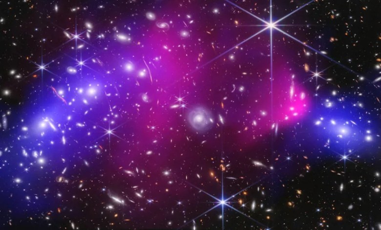 Mysterious dark matter seen in new map of distant galaxies Mysterious dark matter seen in new map of distant galaxies