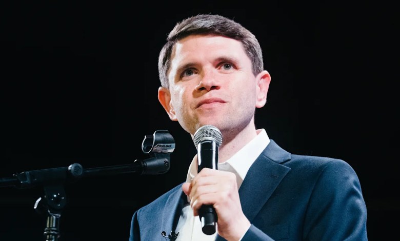 Talarico defeats Crockett in Texas Senate Democratic primary Talarico defeats Crockett in Texas Senate Democratic primary