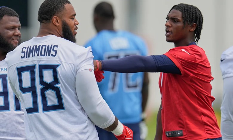 Rookie Titans QB Cam Ward reportedly shoves, taunts Jeffery Simmons during drill, prompting push back and scuffle: ‘Brothers fight’ Rookie Titans QB Cam Ward reportedly shoves, taunts Jeffery Simmons during drill, prompting push back and scuffle: ‘Brothers fight’