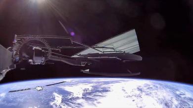 Watch SpaceX Starlink train circle Earth in amazing satellite video Watch SpaceX Starlink train circle Earth in amazing satellite video