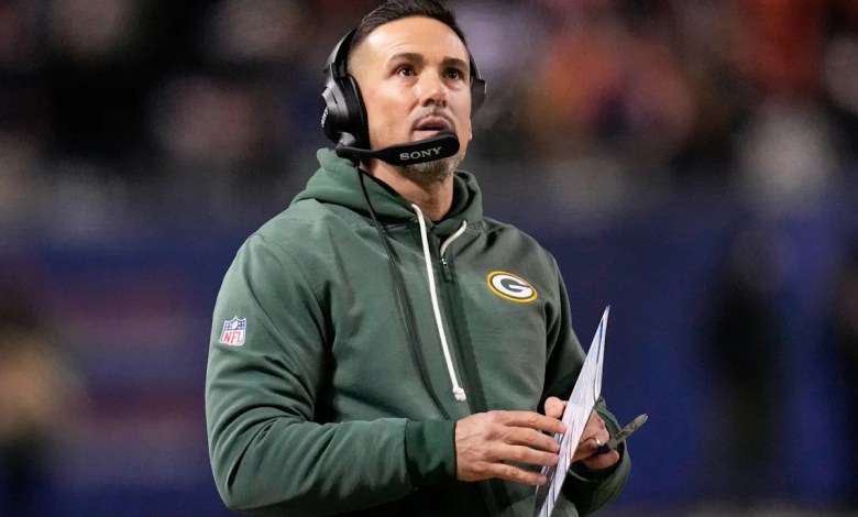 Packers reportedly extend head coach Matt LaFleur despite playoff collapse vs. Bears Packers reportedly extend head coach Matt LaFleur despite playoff collapse vs. Bears
