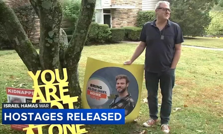 Family and friends celebrate the release of Israeli hostages Family and friends celebrate the release of Israeli hostages