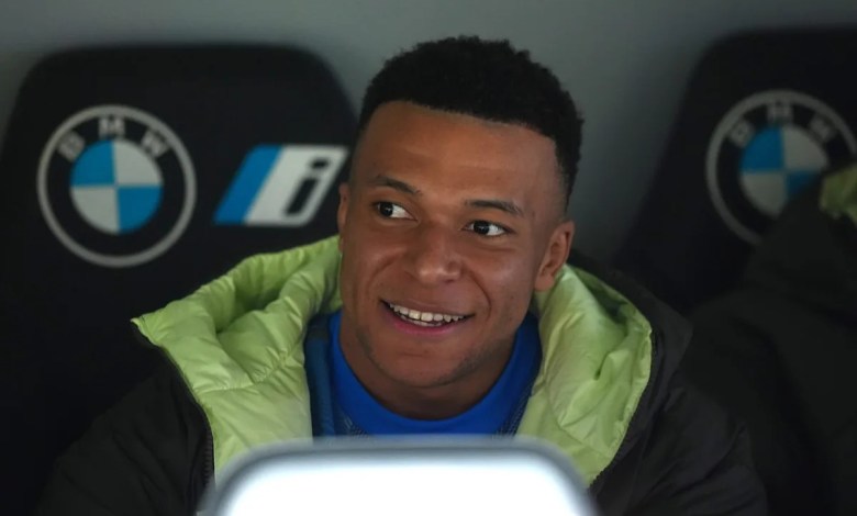 Real Madrid coach confirms star player will be fit to play vs Benfica – “I think he’ll be available” Real Madrid coach confirms star player will be fit to play vs Benfica – “I think he’ll be available”