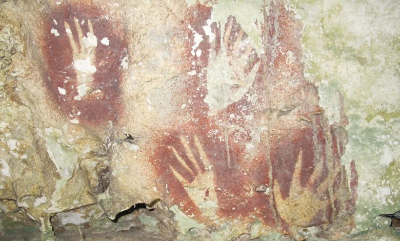 Hand stencil made almost 68,000 years ago is the oldest cave art ever found Hand stencil made almost 68,000 years ago is the oldest cave art ever found