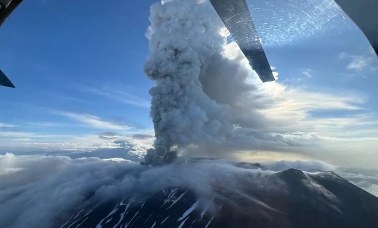 Russian volcano erupts for first time in over 500 years Russian volcano erupts for first time in over 500 years
