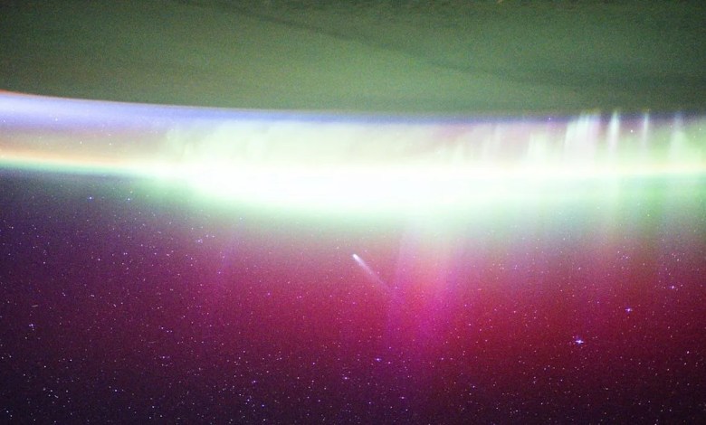 ISS astronauts photograph 2 comets dancing above the northern lights ISS astronauts photograph 2 comets dancing above the northern lights