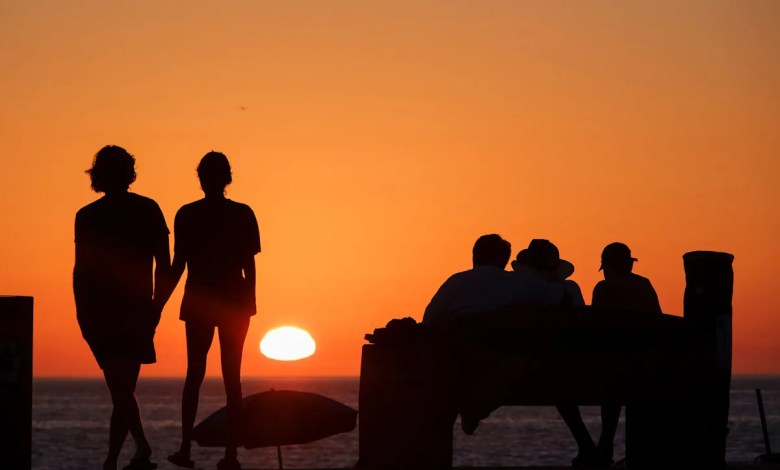 The West’s record-shattering heat wave isn’t over, as heat dome shifts into the Plains The West’s record-shattering heat wave isn’t over, as heat dome shifts into the Plains