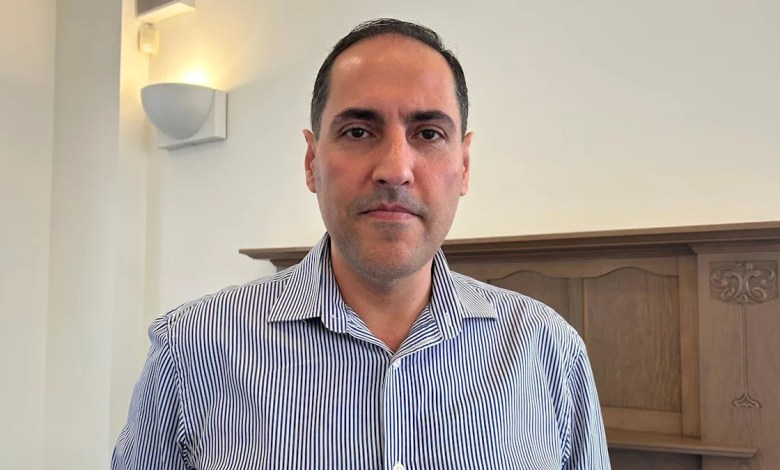 Doctor’s ‘helpless’ wait to hear from family in Gaza Doctor’s ‘helpless’ wait to hear from family in Gaza