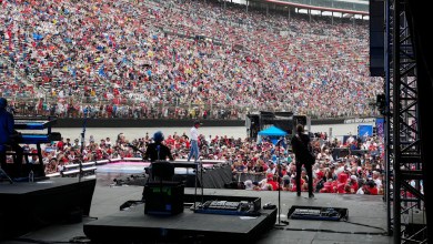 MLB Speedway Classic between Braves, Reds begins with rain delay at Bristol Motor Speedway MLB Speedway Classic between Braves, Reds begins with rain delay at Bristol Motor Speedway