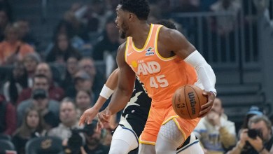 Mitchell’s 37 points power Cavaliers to victory over Bucks as Antetokounmpo exits with injury Mitchell’s 37 points power Cavaliers to victory over Bucks as Antetokounmpo exits with injury