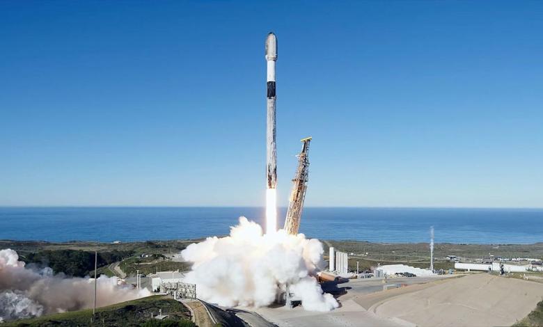 SpaceX Falcon 9 rocket launches Starlink satellites from Vandenberg in California SpaceX Falcon 9 rocket launches Starlink satellites from Vandenberg in California