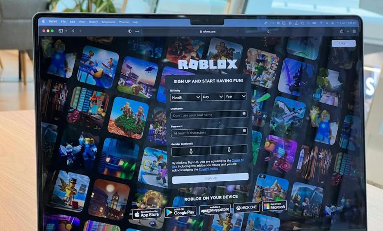 Roblox’s age verification system is reportedly a trainwreck Roblox’s age verification system is reportedly a trainwreck