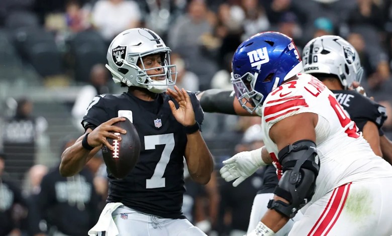 Geno Smith questionable to return with ankle injury Geno Smith questionable to return with ankle injury