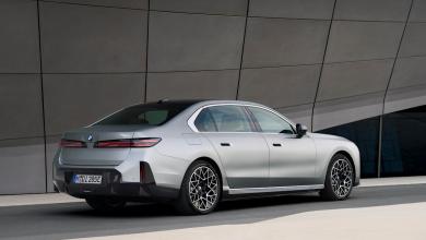 BMW’s new i7 xDrive EVs will offer longer range and faster charging BMW’s new i7 xDrive EVs will offer longer range and faster charging