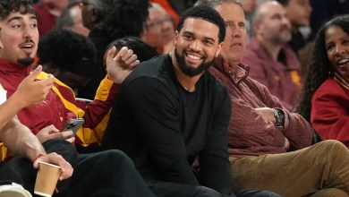 Caleb Williams Works Out With Bears Teammates At USC Caleb Williams Works Out With Bears Teammates At USC