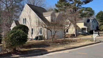 2 children unresponsive, 1 dies; Durham police charge mom with murder 2 children unresponsive, 1 dies; Durham police charge mom with murder