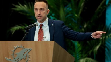 Miami Dolphins will try Green Bay Way. Think meat and potatoes. | Schad Miami Dolphins will try Green Bay Way. Think meat and potatoes. | Schad