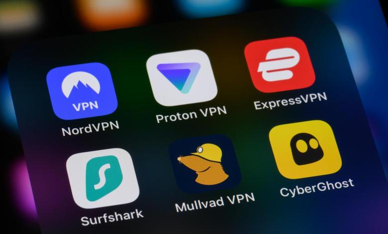 How a VPN works (and why you should care) How a VPN works (and why you should care)