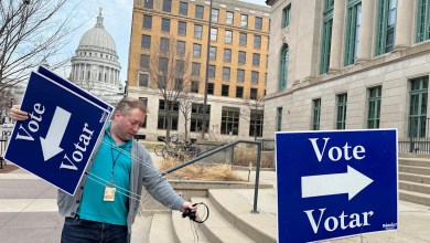 A subdued Wisconsin Supreme Court race tilts Democrats’ way A subdued Wisconsin Supreme Court race tilts Democrats’ way