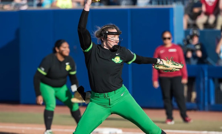 Oregon Softball Comes From Behind To Beat #14 Duke In Extra Innings Oregon Softball Comes From Behind To Beat #14 Duke In Extra Innings