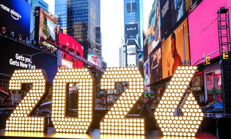 From ‘Dick Clark’s New Year’s Rockin’ Eve’ to ‘Nashville’s Big Bash,’ here’s how to watch this year’s biggest New Year’s Eve TV specials From ‘Dick Clark’s New Year’s Rockin’ Eve’ to ‘Nashville’s Big Bash,’ here’s how to watch this year’s biggest New Year’s Eve TV specials