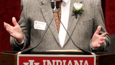 Bob Hammel, legendary Indiana sports writer and friend of Bob Knight, dies at 88 Bob Hammel, legendary Indiana sports writer and friend of Bob Knight, dies at 88