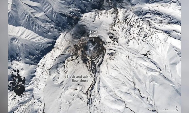 Satellites spy one of Russia’s most active volcanoes melting snow from the inside out Satellites spy one of Russia’s most active volcanoes melting snow from the inside out