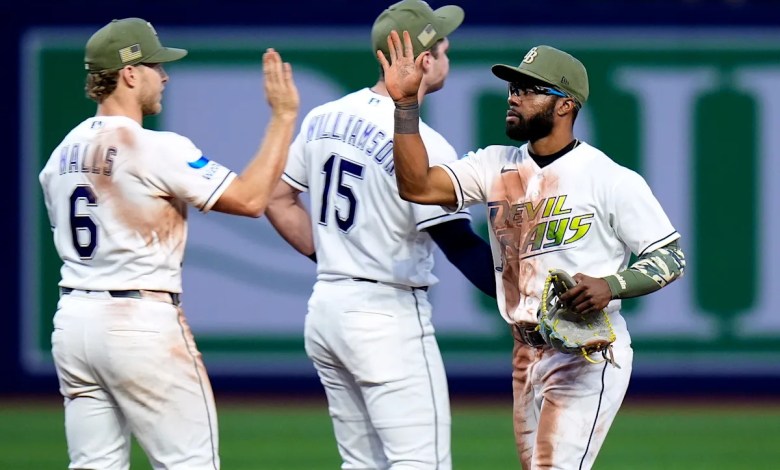 Mullins homers and has 3 singles to help AL East-leading Rays beat Marlins 7-2 Mullins homers and has 3 singles to help AL East-leading Rays beat Marlins 7-2