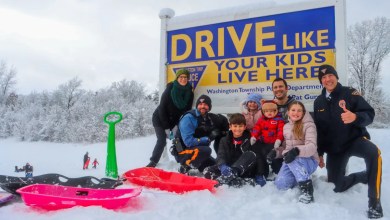 Washington Township Police serve the community on a snow day Washington Township Police serve the community on a snow day