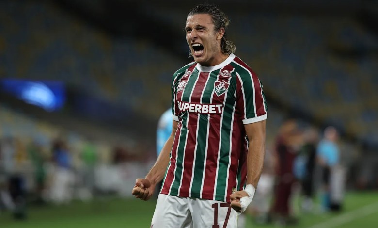 Fluminense thrash São Paulo to seal Copa Libertadores spot Fluminense thrash São Paulo to seal Copa Libertadores spot