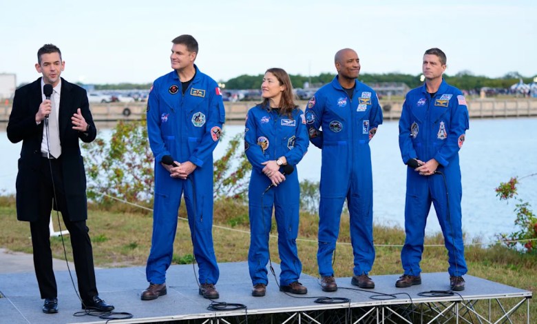 Artemis II astronauts arrive at Florida launch site for first moon trip in 53 years Artemis II astronauts arrive at Florida launch site for first moon trip in 53 years