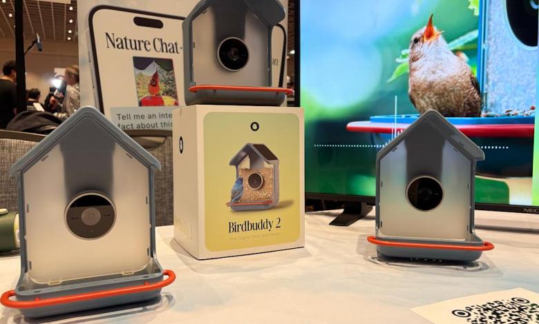 Birdbuddy’s new smart bird feeder can ID birds by their songs Birdbuddy’s new smart bird feeder can ID birds by their songs