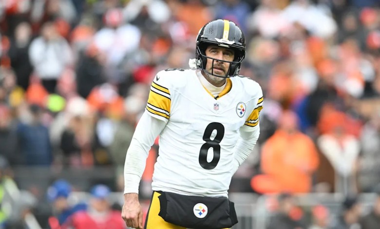 Michael Pittman Jr.: I haven’t spoken to Aaron Rodgers, but think he wants to play Michael Pittman Jr.: I haven’t spoken to Aaron Rodgers, but think he wants to play