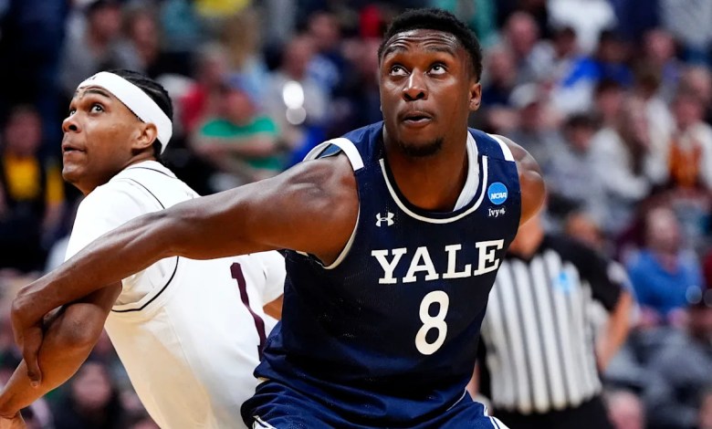 Kentucky Wildcats meeting with Yale star Isaac Celiscar Kentucky Wildcats meeting with Yale star Isaac Celiscar