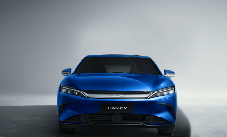 Canada cuts tariffs on Chinese EVs as part of new deal Canada cuts tariffs on Chinese EVs as part of new deal