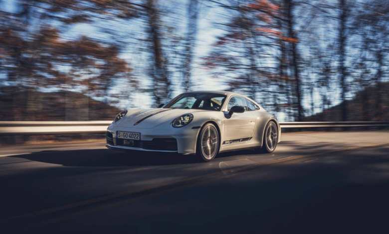 Porsche Has A Wild New Patent For Vanishing Racing Stripes Porsche Has A Wild New Patent For Vanishing Racing Stripes