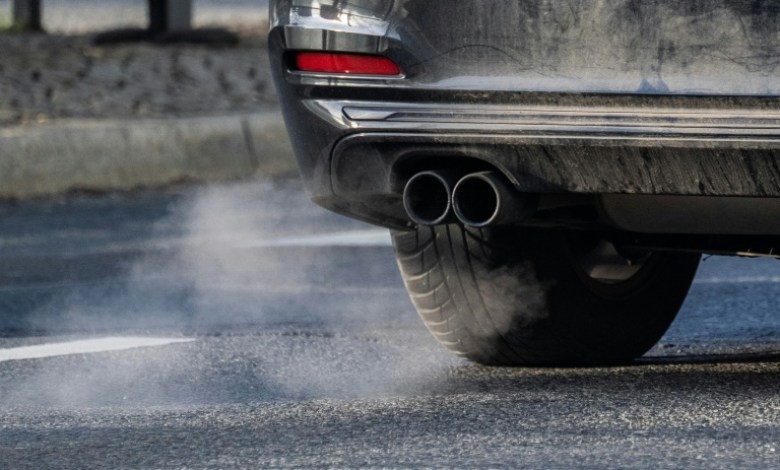 German court to rule in climate case against automakers German court to rule in climate case against automakers