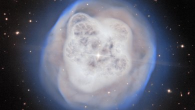 Dying star resembles a billowing crystal ball in new telescope photo Dying star resembles a billowing crystal ball in new telescope photo