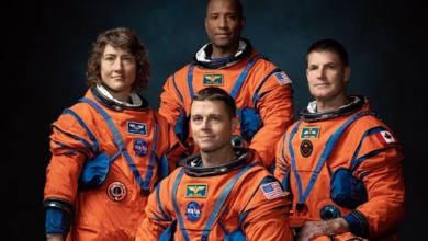 Meet the astronauts about to make history on flight around the moon Meet the astronauts about to make history on flight around the moon