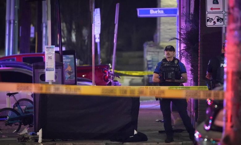At least 2 killed, 14 wounded in mass shooting at Texas bar, police say At least 2 killed, 14 wounded in mass shooting at Texas bar, police say