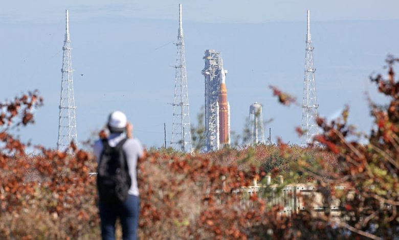 NASA’s moon rocket hit by new problem expected to bump flight to April NASA’s moon rocket hit by new problem expected to bump flight to April