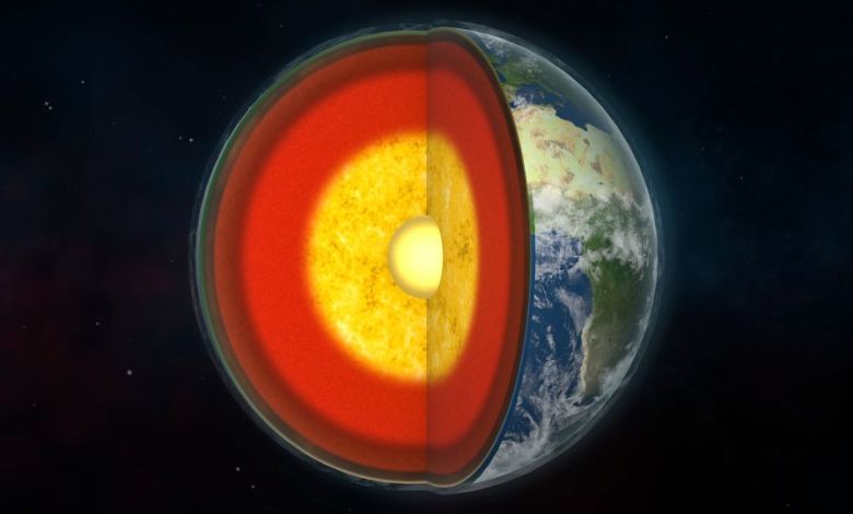 New experiments show Earth’s core may hold vast ‘oceans’ of an essential element for life New experiments show Earth’s core may hold vast ‘oceans’ of an essential element for life