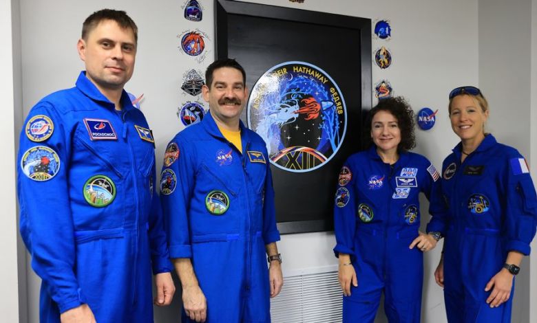 SpaceX, NASA set to launch astronauts to ISS — relieving bare-bones, 3-person crew SpaceX, NASA set to launch astronauts to ISS — relieving bare-bones, 3-person crew