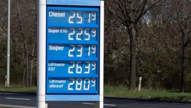 German petrol prices rise faster than EU peers after new price rule German petrol prices rise faster than EU peers after new price rule