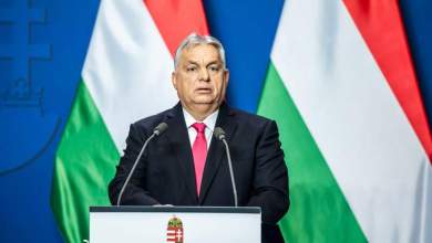 Orbán to block Ukraine aid until Russian oil deliveries resume Orbán to block Ukraine aid until Russian oil deliveries resume