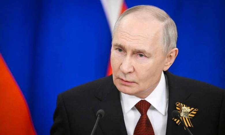 Putin replaces governors in two border regions with Ukraine Putin replaces governors in two border regions with Ukraine