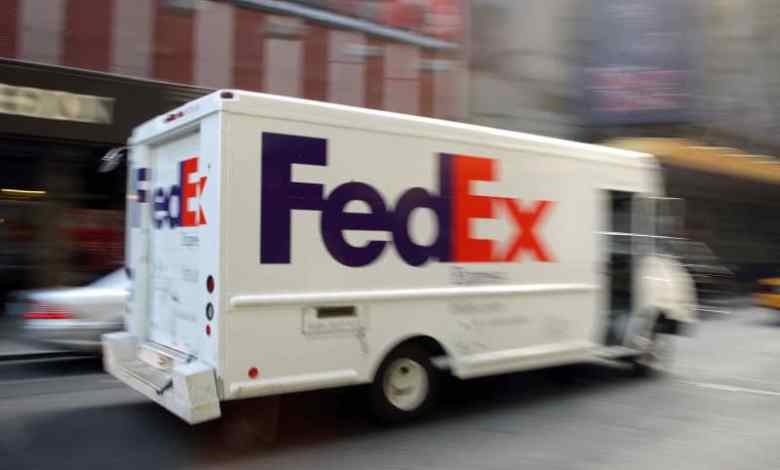 FedEx sues for refund of Trump tariffs after Supreme Court ruling FedEx sues for refund of Trump tariffs after Supreme Court ruling